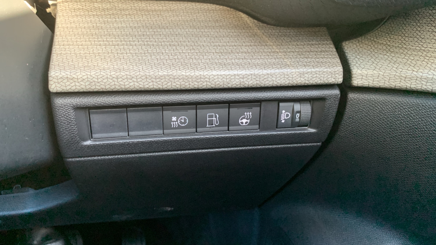 Used Citroen C5 X 2023 for sale - 76621451: Photo 43