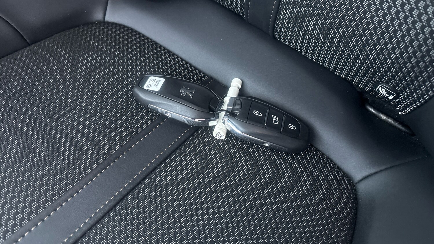 Used Peugeot 3008 2022 for sale - 77511967: Photo 42