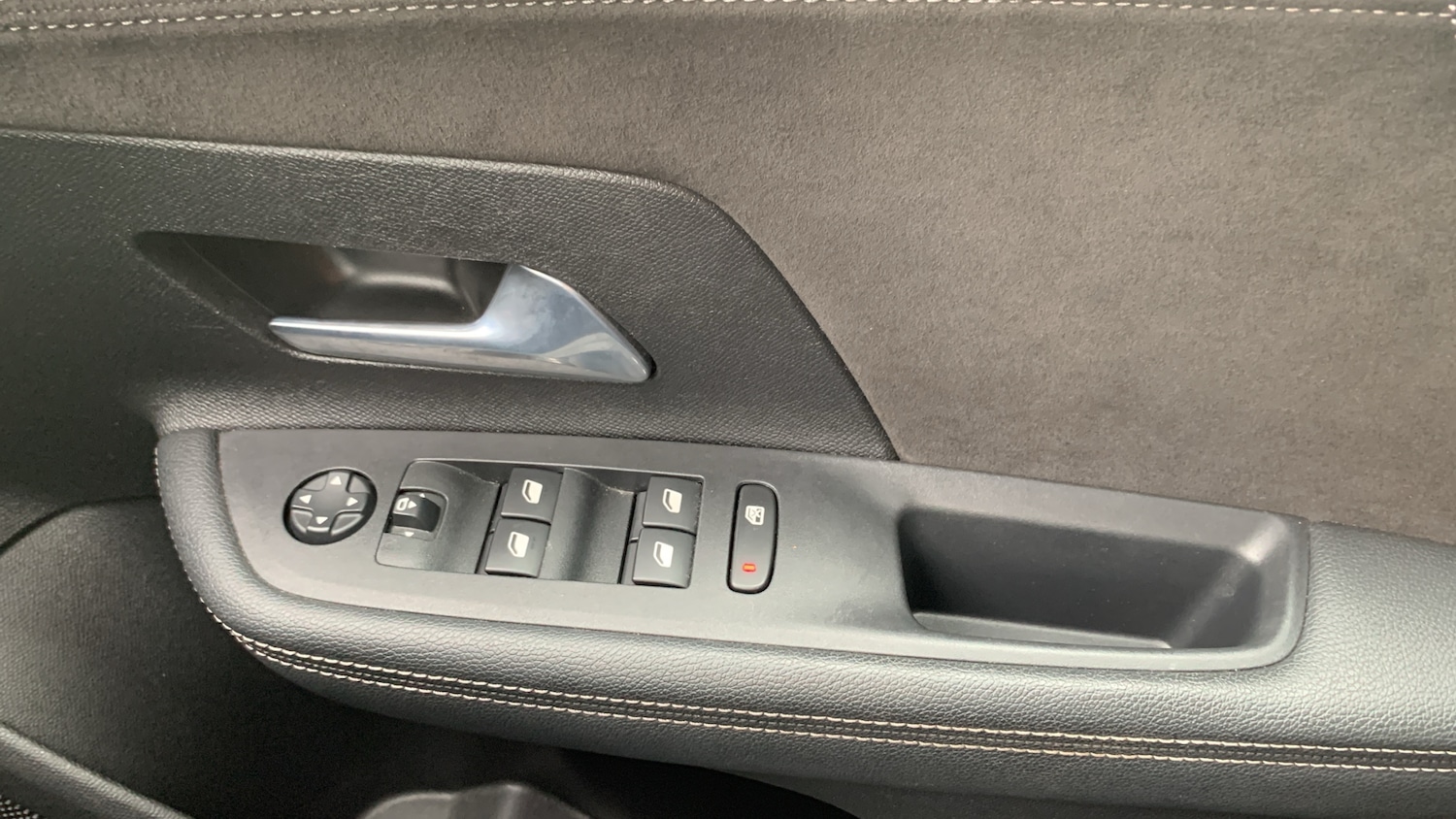 Used Vauxhall Mokka Electric 2022 for sale - 76043916: Photo 22