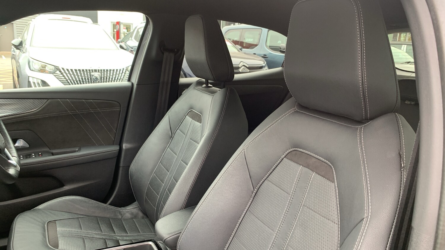 Used Vauxhall Mokka Electric 2022 for sale - 76043916: Photo 37