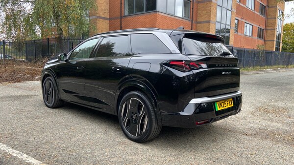 Used Peugeot 5008 2025 for sale - 76315595: Photo 5