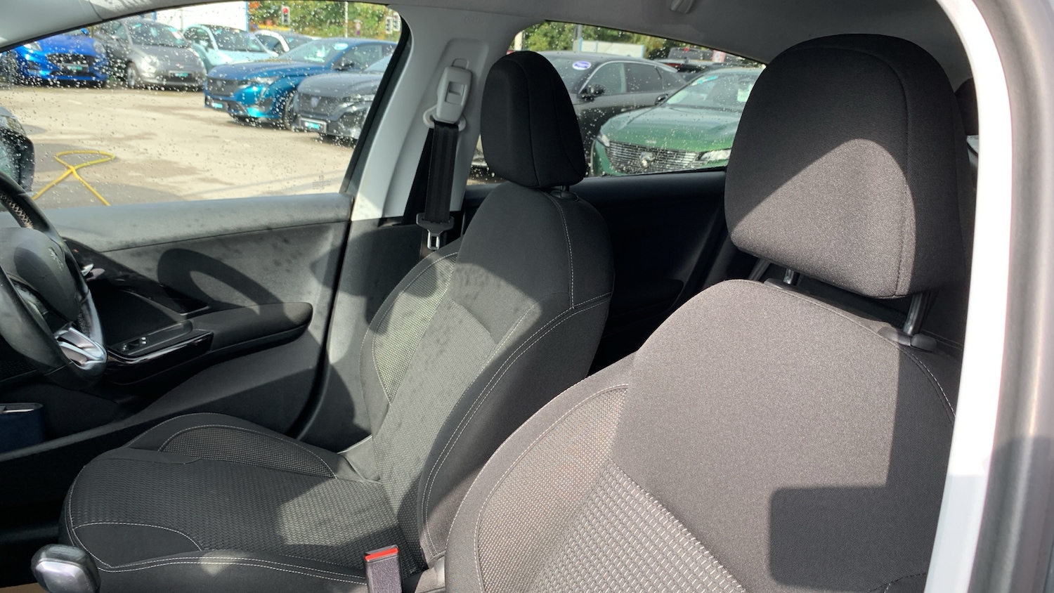 Used Peugeot 208 2017 for sale - 76803256: Photo 34