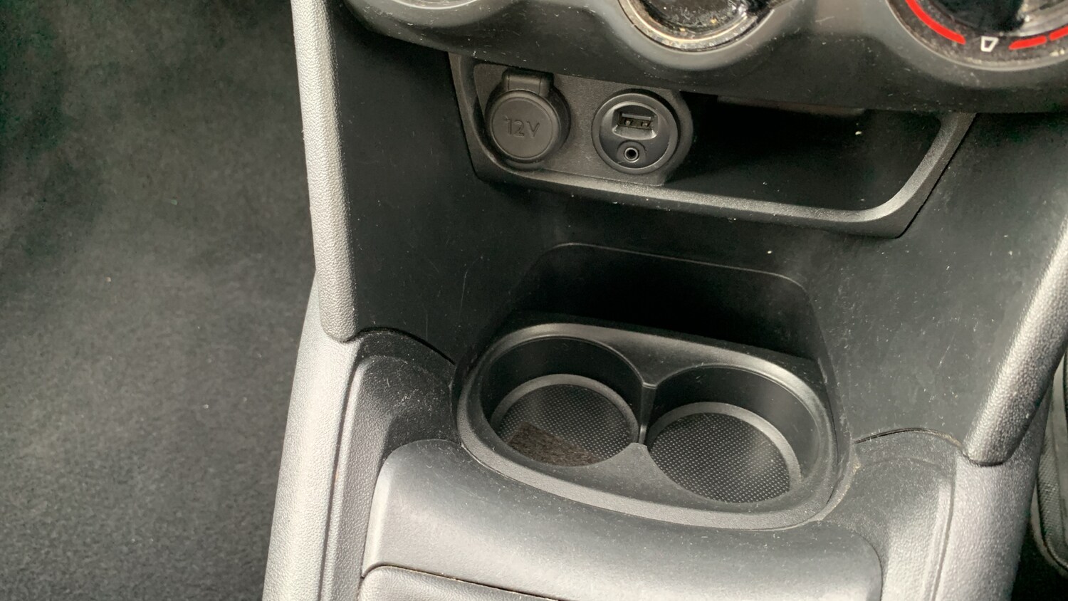 Used Peugeot 208 2017 for sale - 76803256: Photo 45