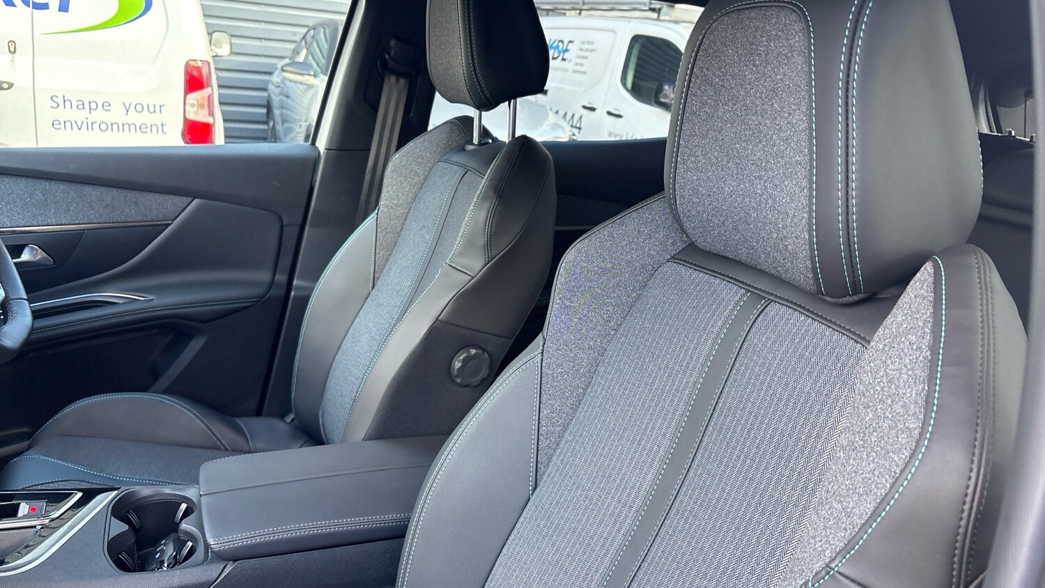 Used Peugeot 3008 2024 for sale - 77057679: Photo 39