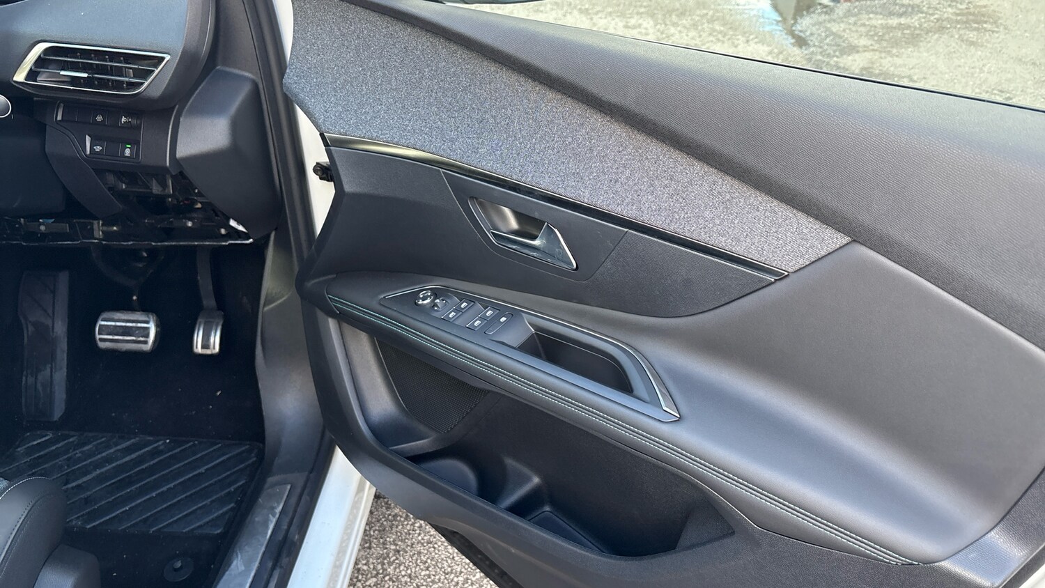 Used Peugeot 3008 2024 for sale - 77057679: Photo 44