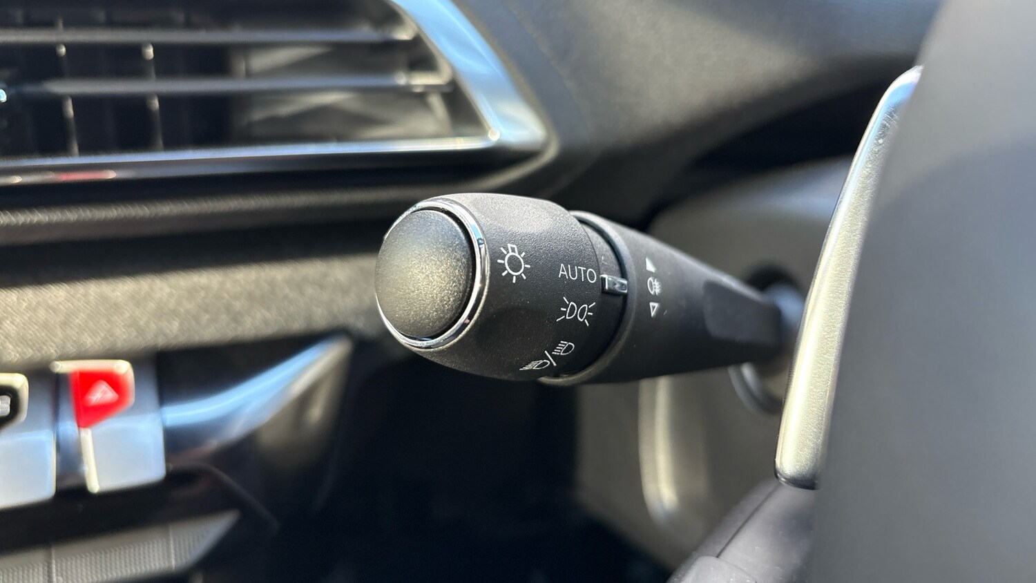 Used Peugeot 3008 2024 for sale - 77057679: Photo 50