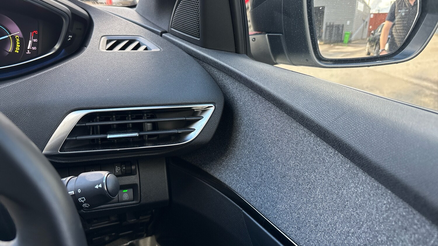 Used Peugeot 3008 2024 for sale - 77057679: Photo 52