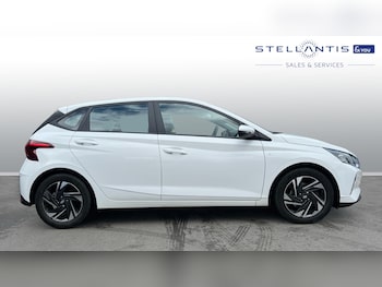 Used Hyundai i20 2023 for sale - 78609964: Photo