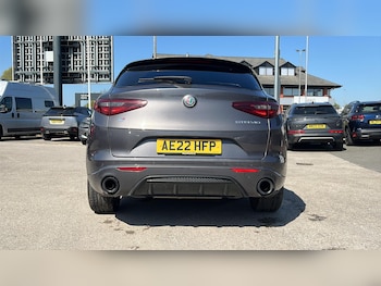 Used Alfa Romeo Stelvio 2022 for sale - 79170086: Photo