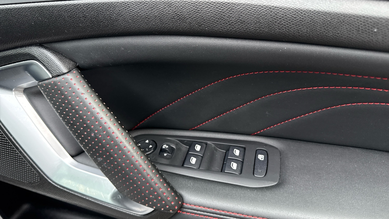 Used Peugeot 308 2020 for sale - 76574445: Photo 22