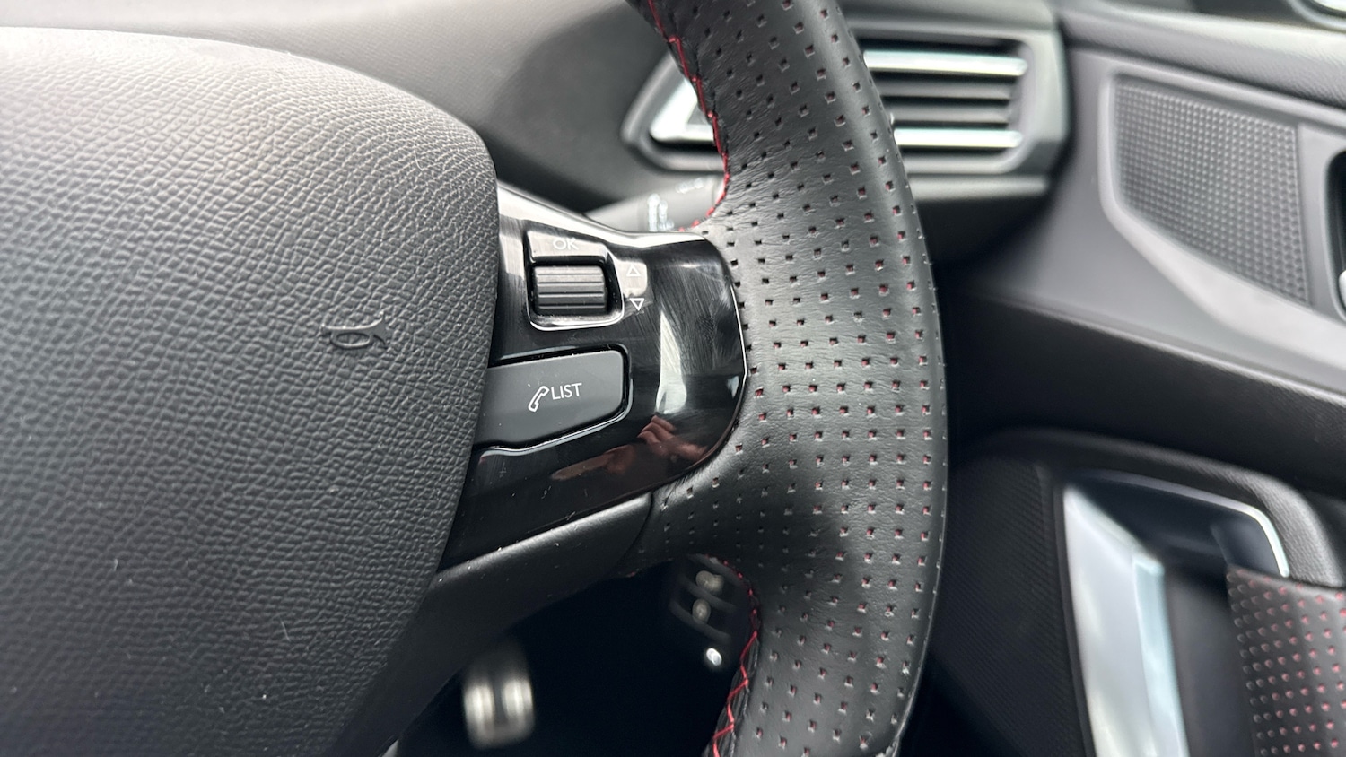 Used Peugeot 308 2020 for sale - 76574445: Photo 24