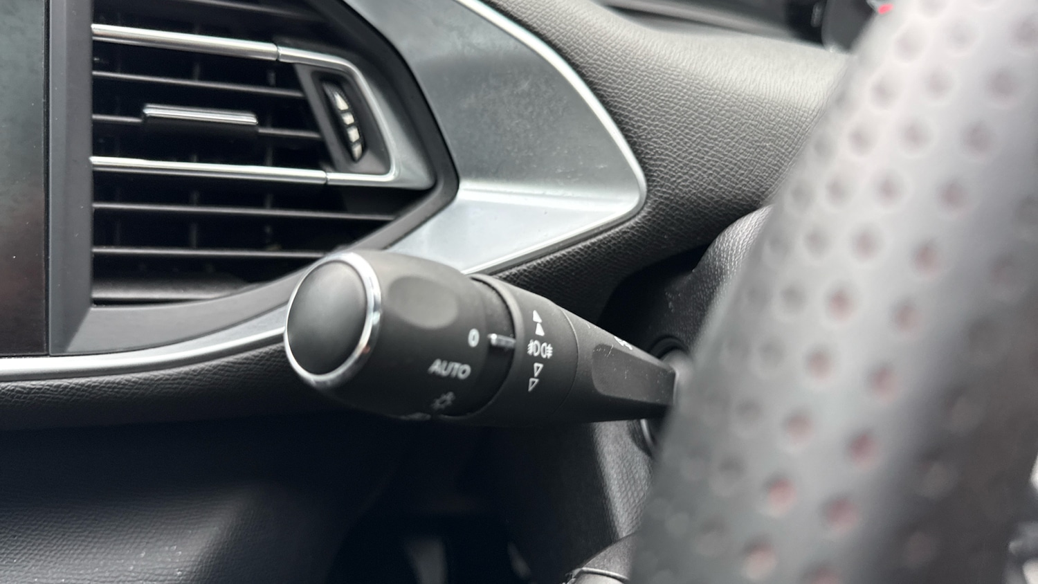 Used Peugeot 308 2020 for sale - 76574445: Photo 27