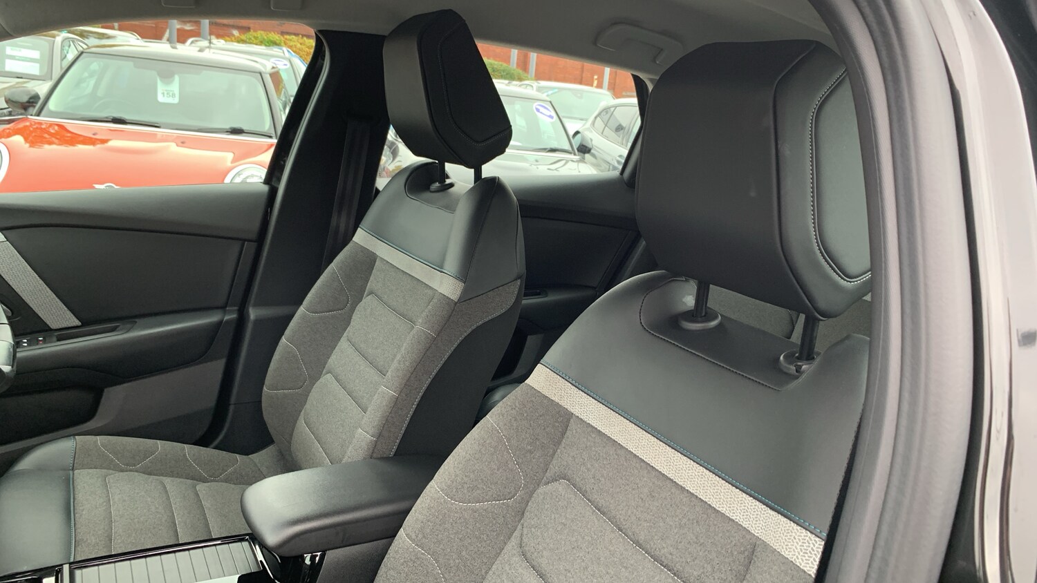 Used Citroen C4 2021 for sale - 76123532: Photo 37