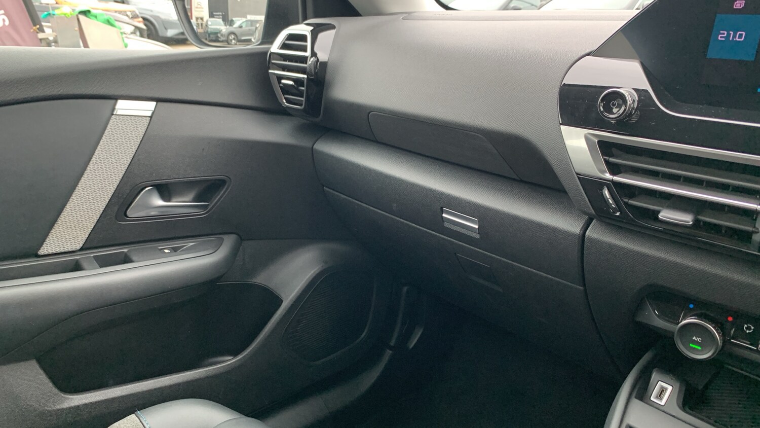 Used Citroen C4 2021 for sale - 76123532: Photo 50