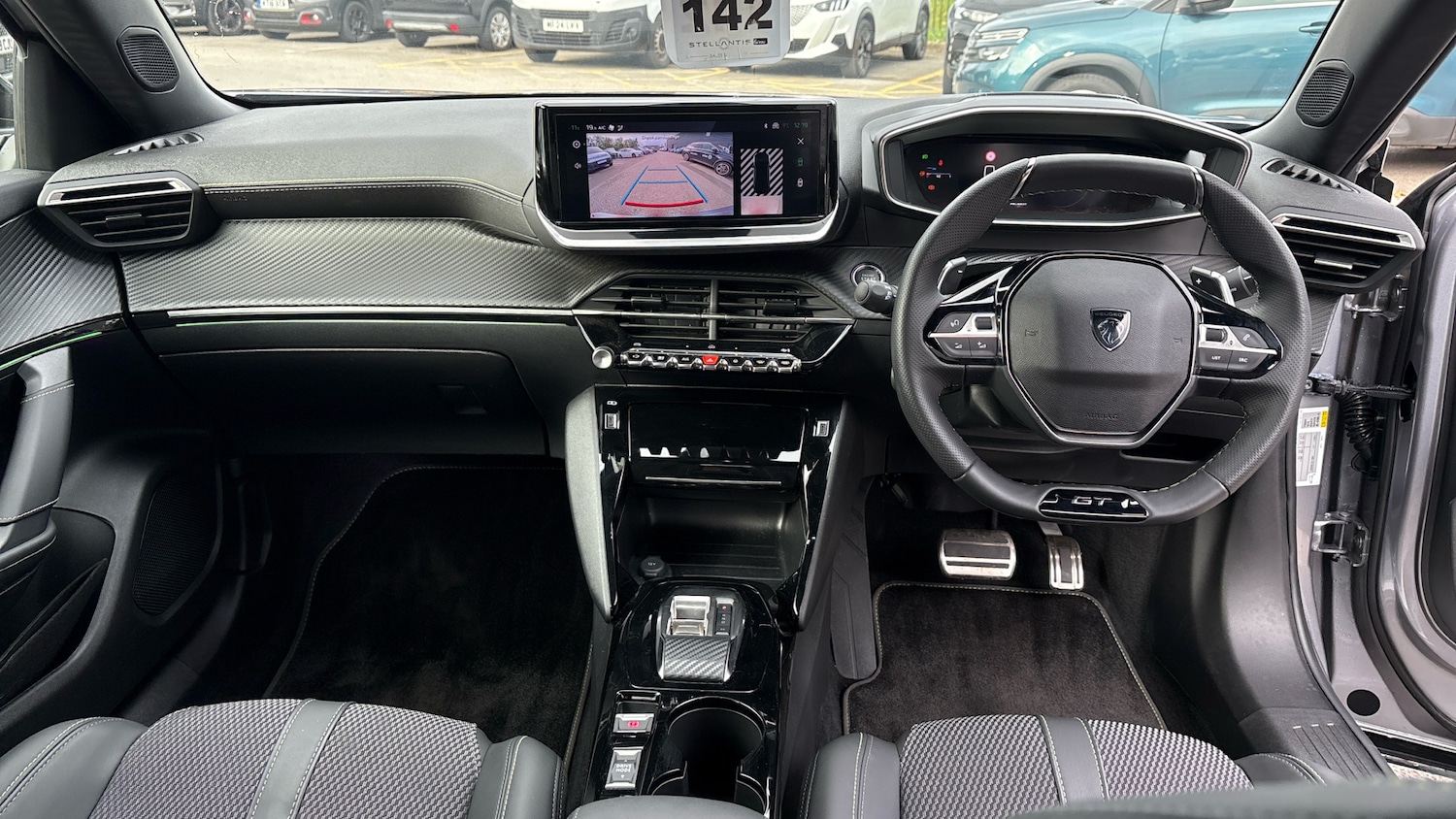 Used Peugeot 2008 2025 for sale - 76099797: Photo 4