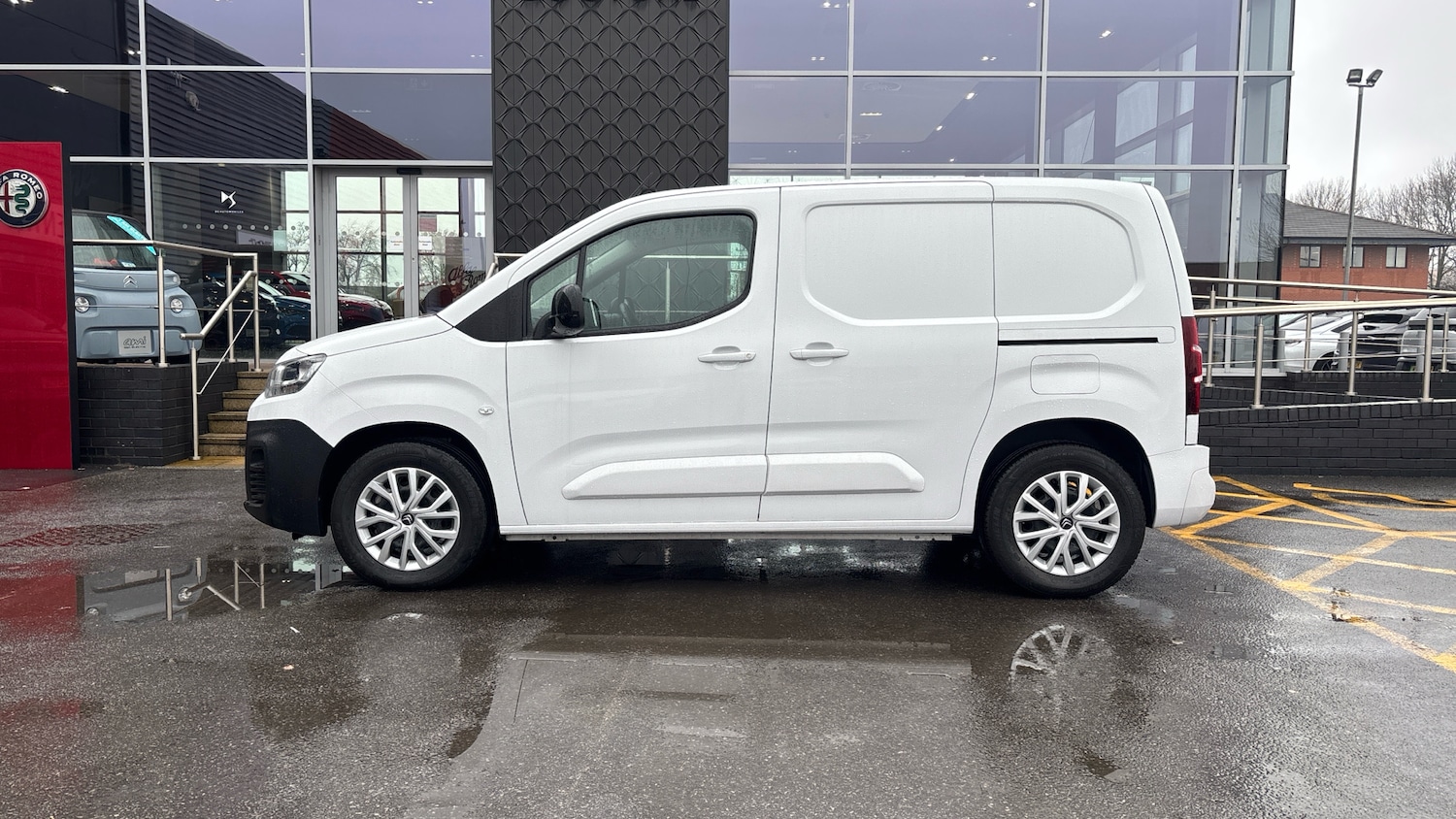 Used Citroen Berlingo 2023 for sale - 77254252: Photo 7