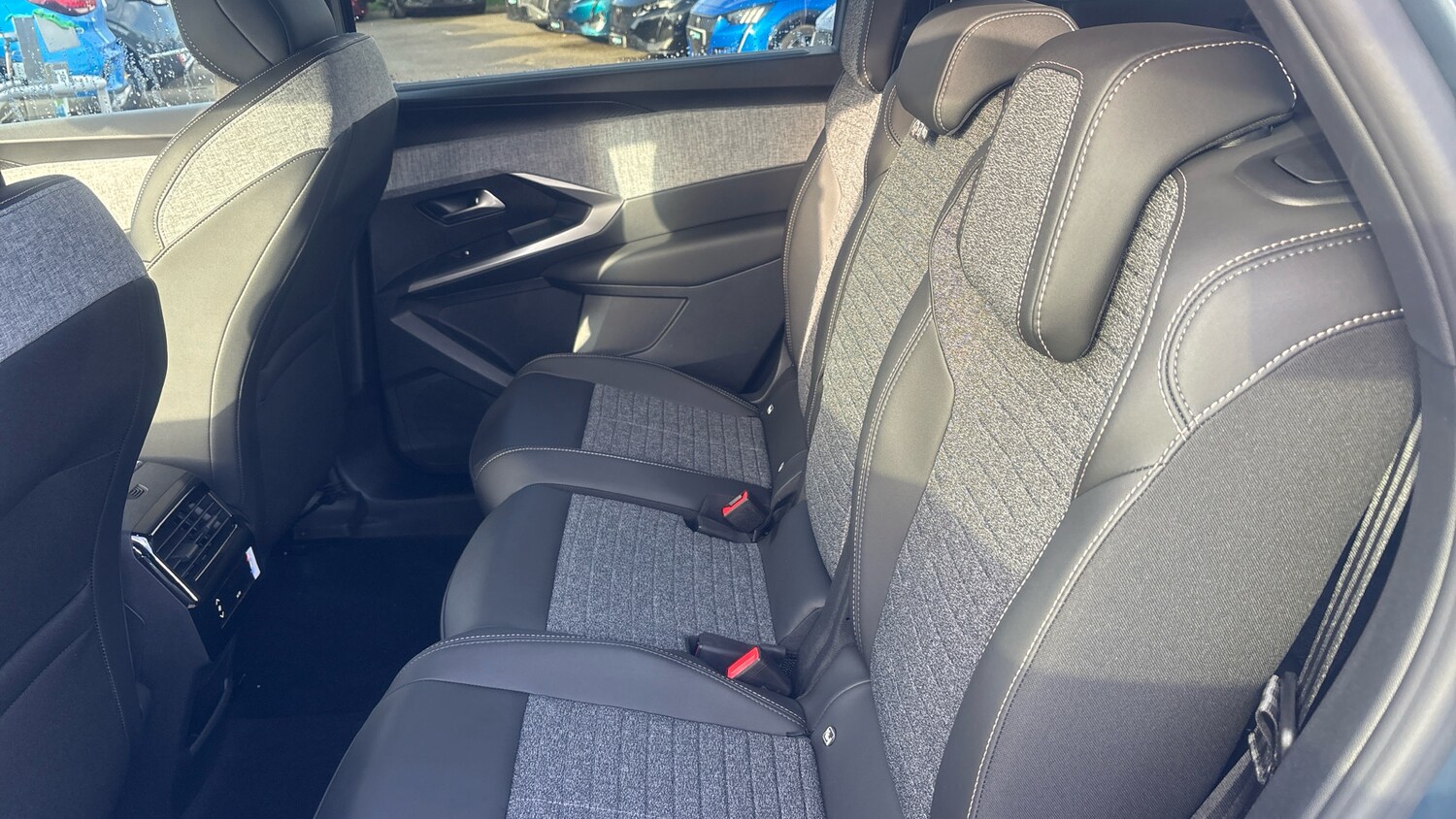 Used Peugeot 5008 2025 for sale - 76574238: Photo 34