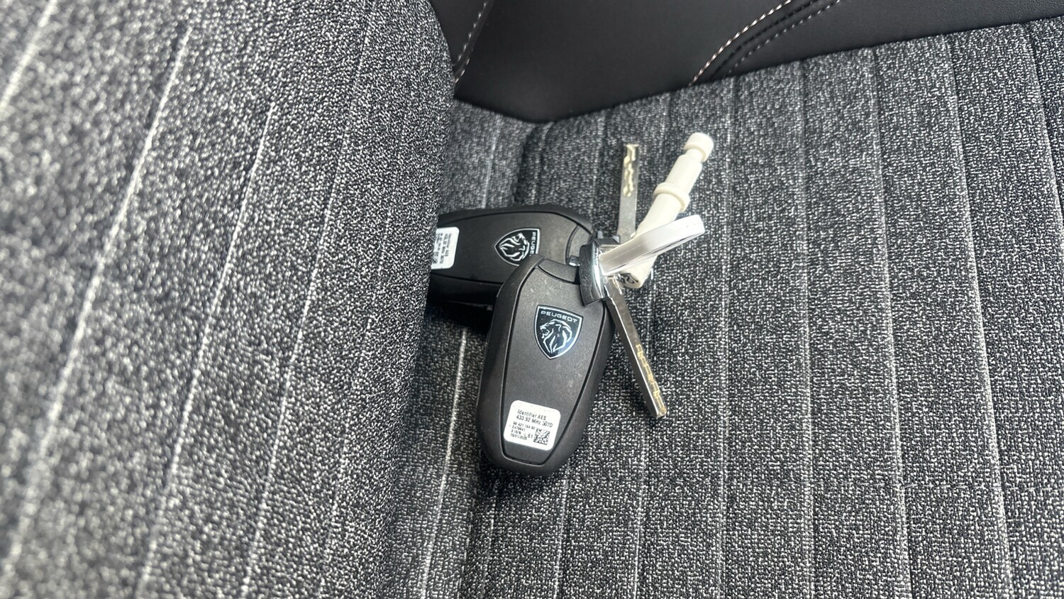 Used Peugeot 5008 2025 for sale - 76574238: Photo 57