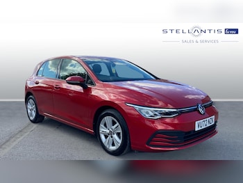 Volkswagen - Golf