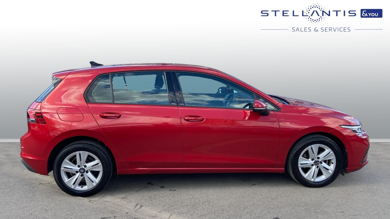 Used Volkswagen Golf 2022 for sale - 76033020: Photo 2