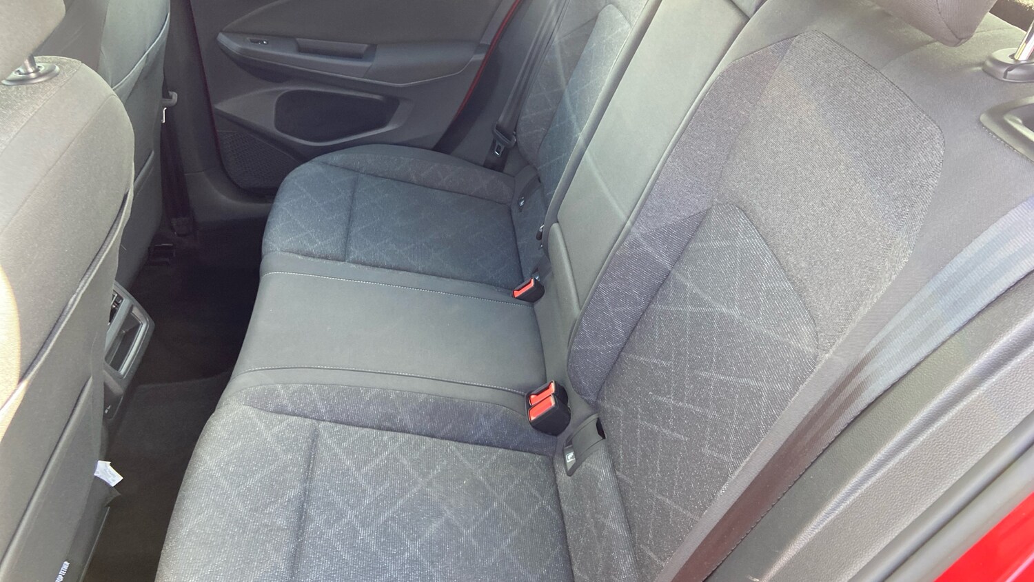 Used Volkswagen Golf 2022 for sale - 76033020: Photo 33