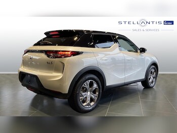 Used DS Automobiles DS 3 Crossback 2024 for sale - 78505517: Photo