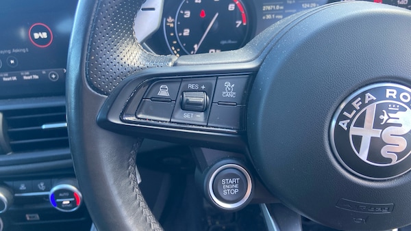 Used Alfa Romeo Giulia 2021 for sale - 76033019: Photo 23