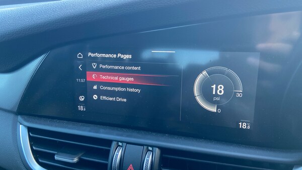 Used Alfa Romeo Giulia 2021 for sale - 76033019: Photo 35