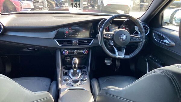 Used Alfa Romeo Giulia 2021 for sale - 76033019: Photo 4