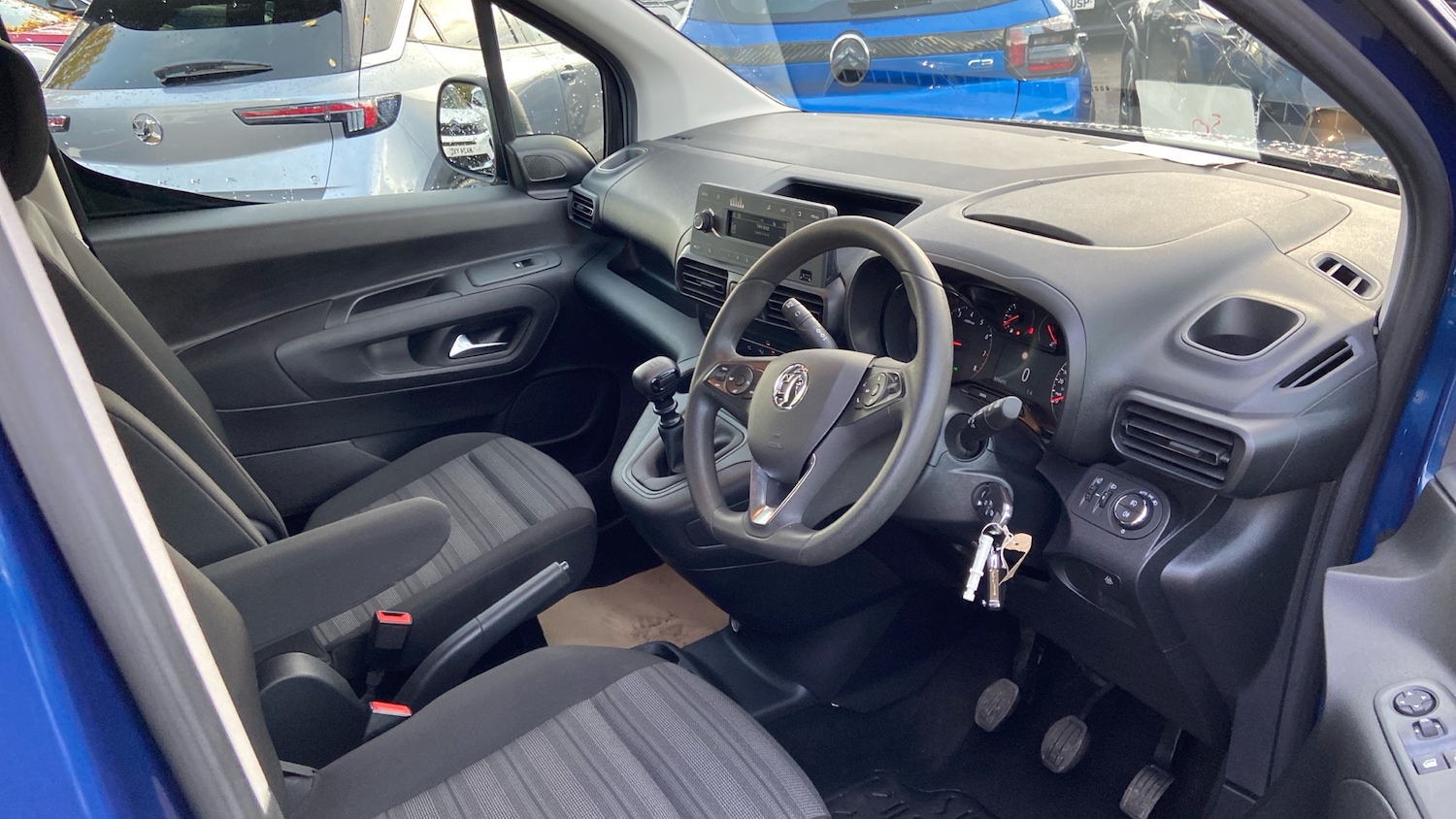 Used Vauxhall Combo Life 2022 for sale - 76702989: Photo 11