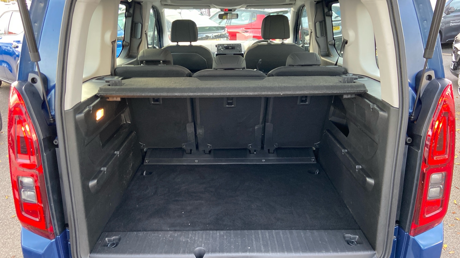 Used Vauxhall Combo Life 2022 for sale - 76702989: Photo 19