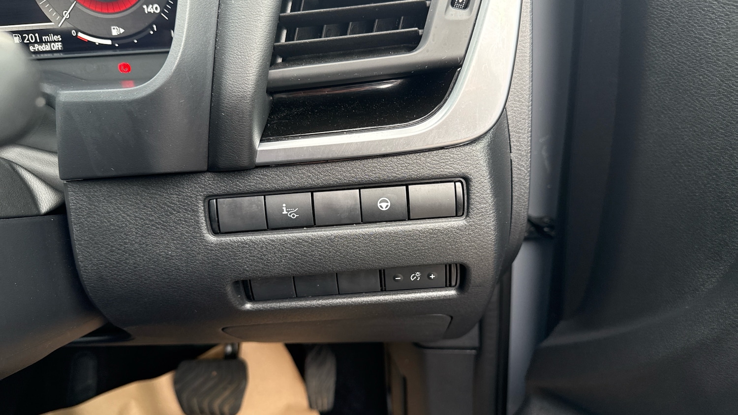 Used Nissan Qashqai 2023 for sale - 75757973: Photo 34