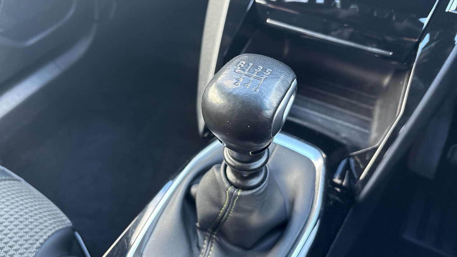 Used Peugeot 2008 2022 for sale - 76433830: Photo 20