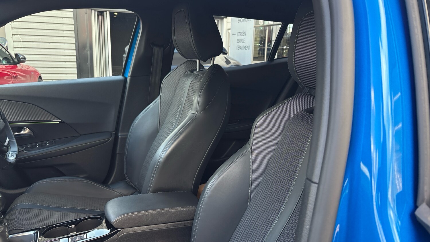 Used Peugeot 2008 2022 for sale - 76433830: Photo 37