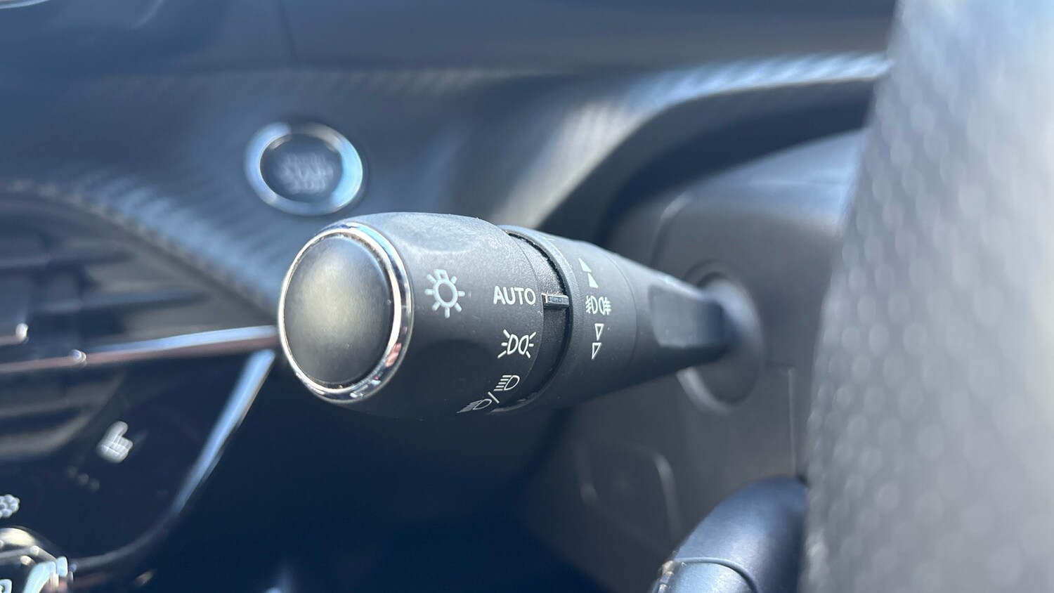 Used Peugeot 2008 2022 for sale - 76433830: Photo 41