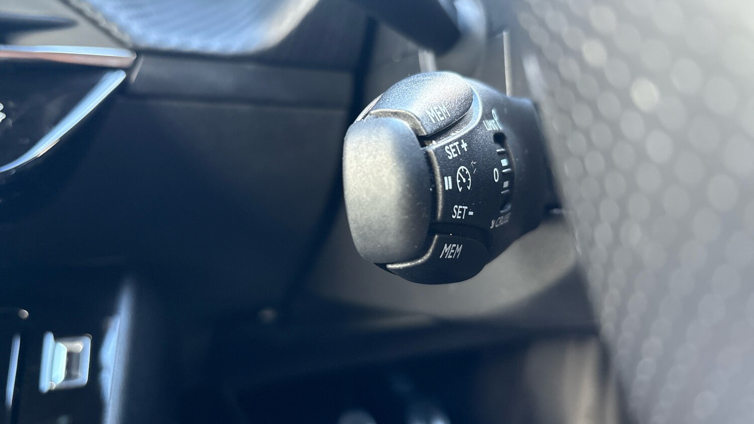 Used Peugeot 2008 2022 for sale - 76433830: Photo 47