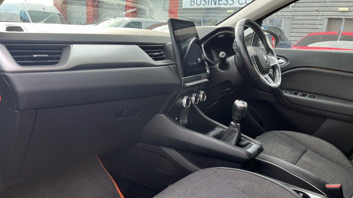 Used Renault Captur 2020 for sale - 76378436: Photo 12