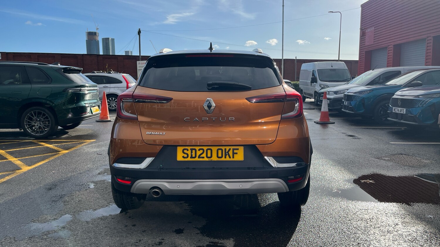 Used Renault Captur 2020 for sale - 76378436: Photo 9