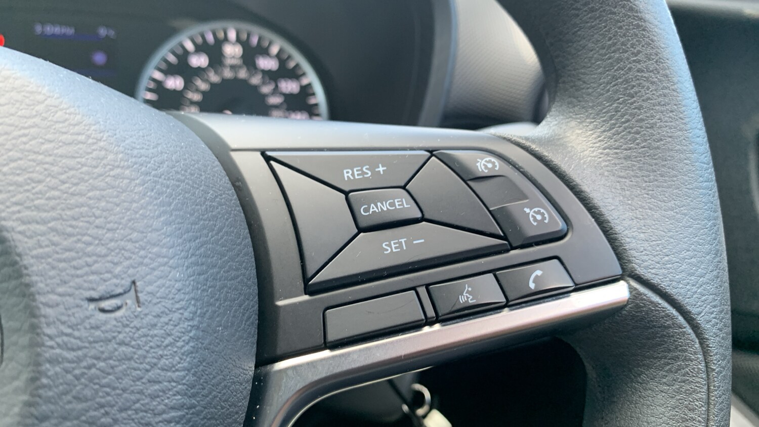 Used Nissan Juke 2021 for sale - 76033061: Photo 24