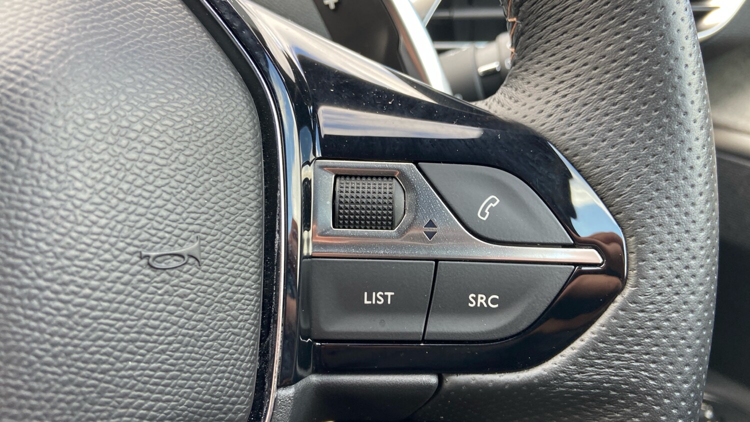 Used Peugeot 3008 2023 for sale - 76061533: Photo 24