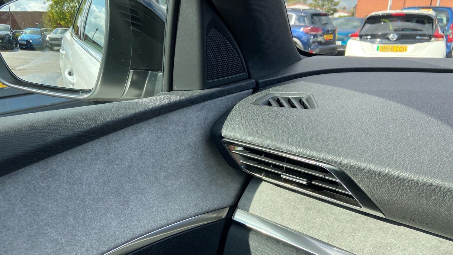 Used Peugeot 3008 2023 for sale - 76061533: Photo 62