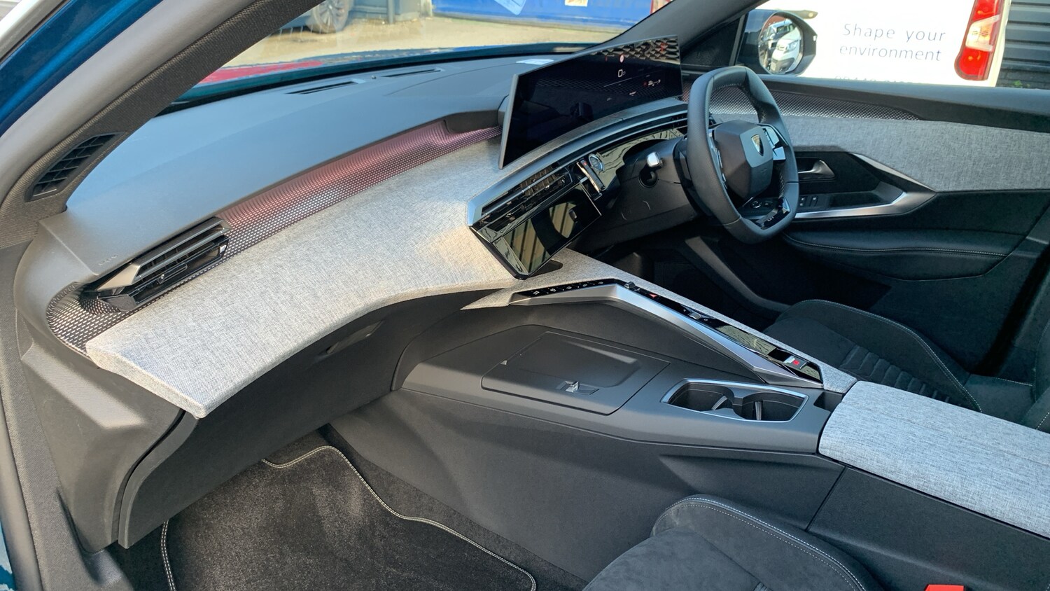 Used Peugeot 5008 2024 for sale - 76400026: Photo 12