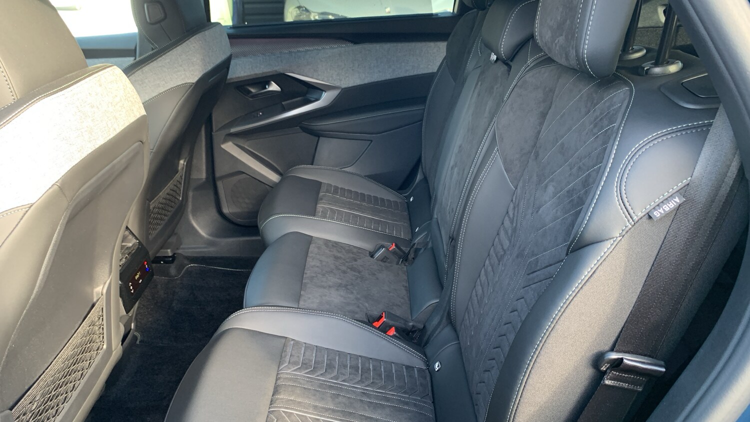 Used Peugeot 5008 2024 for sale - 76400026: Photo 37