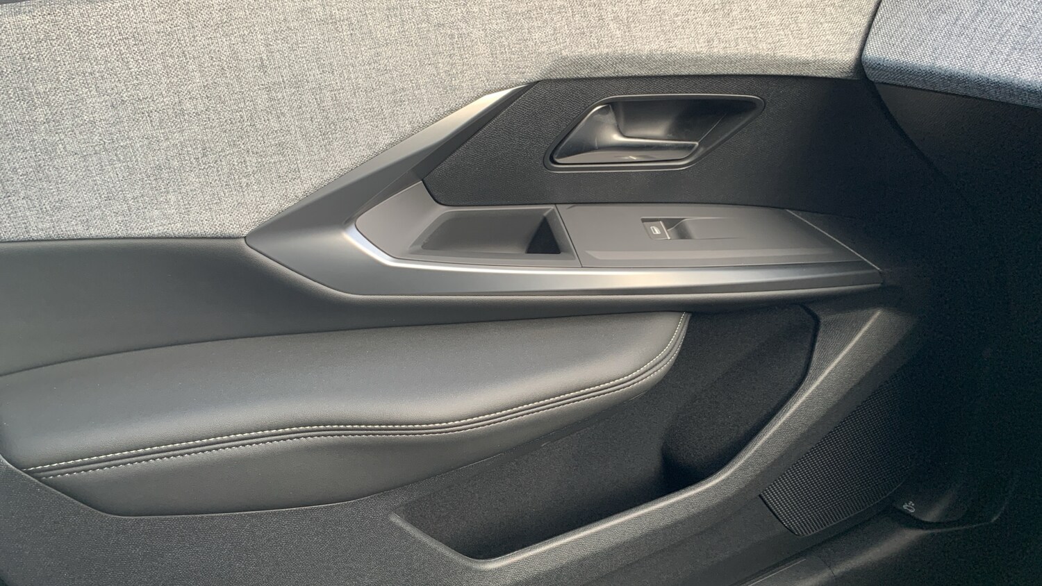 Used Peugeot 5008 2024 for sale - 76400026: Photo 61