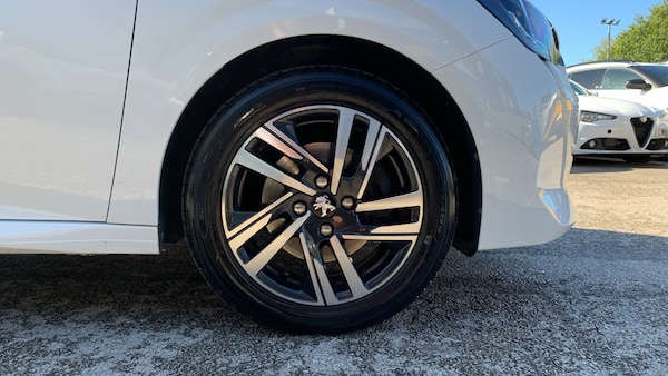 Used Peugeot 208 2021 for sale - 76003050: Photo 15