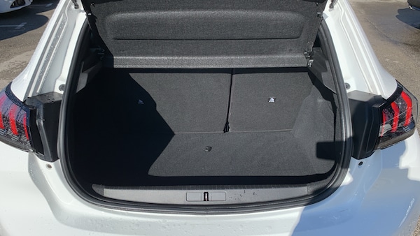 Used Peugeot 208 2021 for sale - 76003050: Photo 19