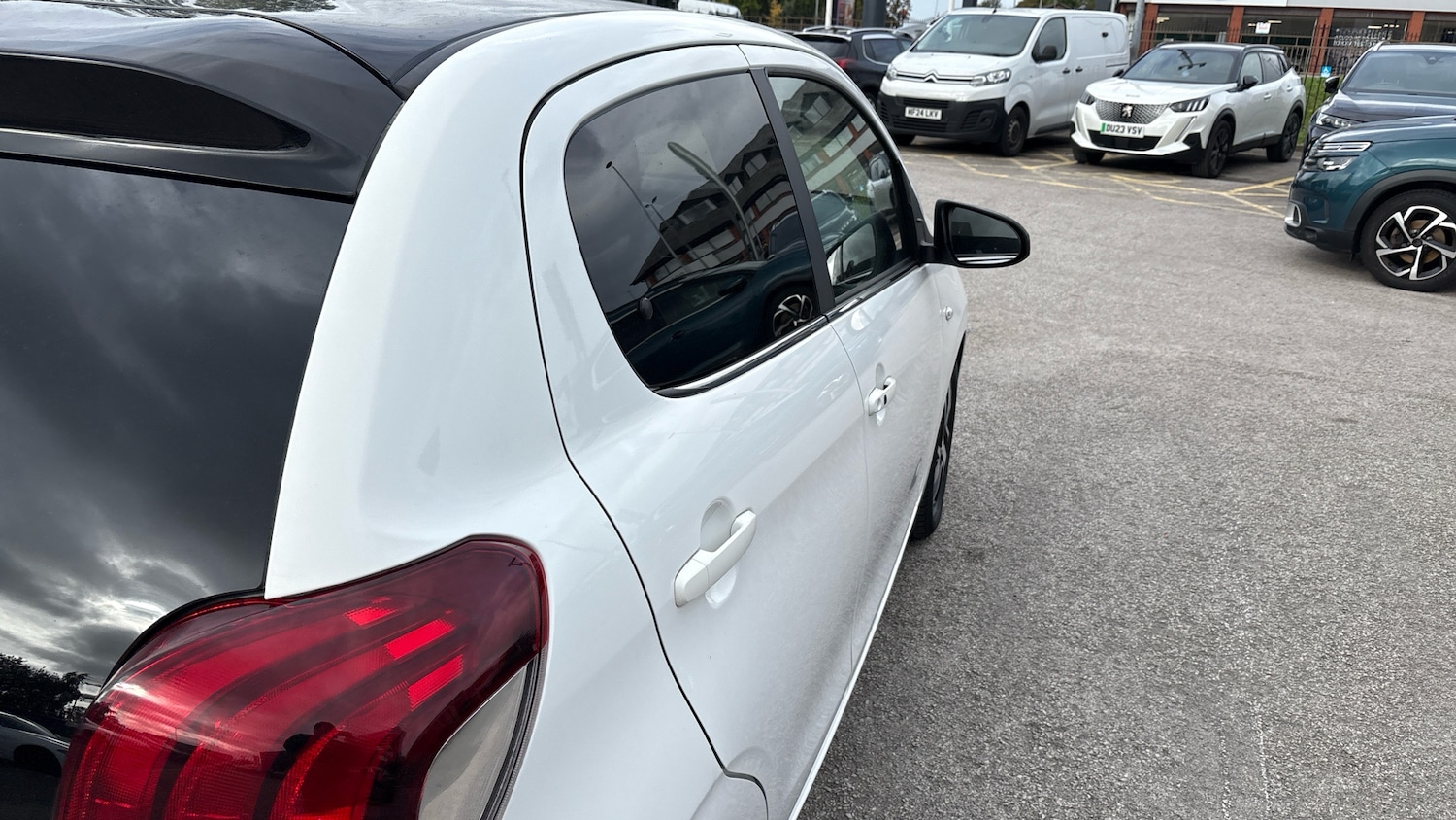 Used Peugeot 108 2021 for sale - 76086026: Photo 30