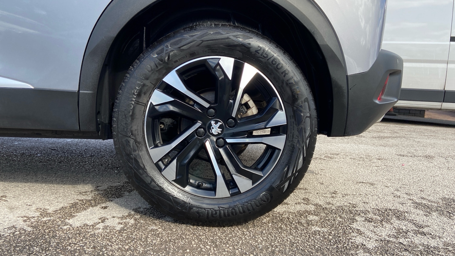 Used Peugeot 2008 2023 for sale - 76061531: Photo 17