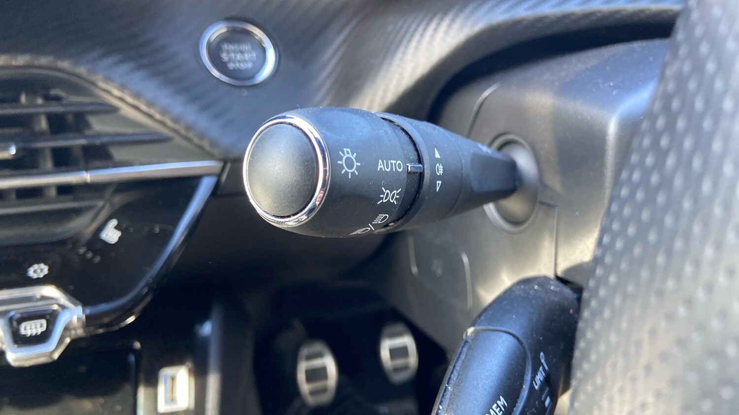 Used Peugeot 2008 2023 for sale - 76061531: Photo 27