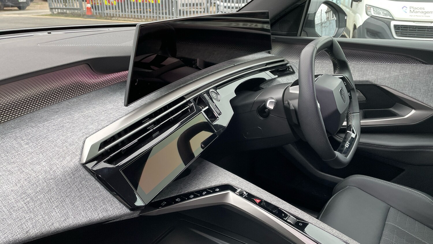 Used Peugeot 5008 2025 for sale - 77754911: Photo 12